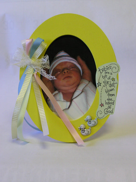 OVAL PICTURE FRAME